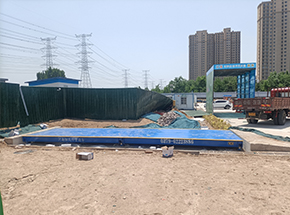 河南信息統(tǒng)計職業(yè)學(xué)院項目100噸地磅